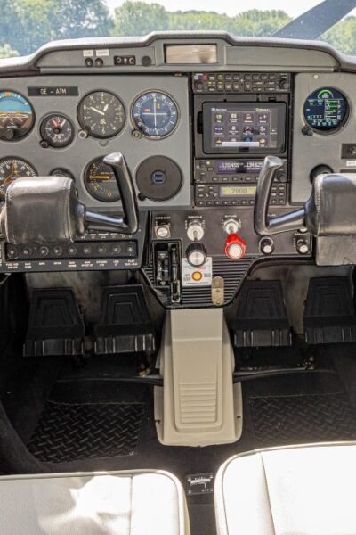 COCKPIT 2 COCKPIT 2